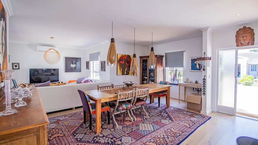 3 Bedroom Property for Sale in Heritage Park Western Cape